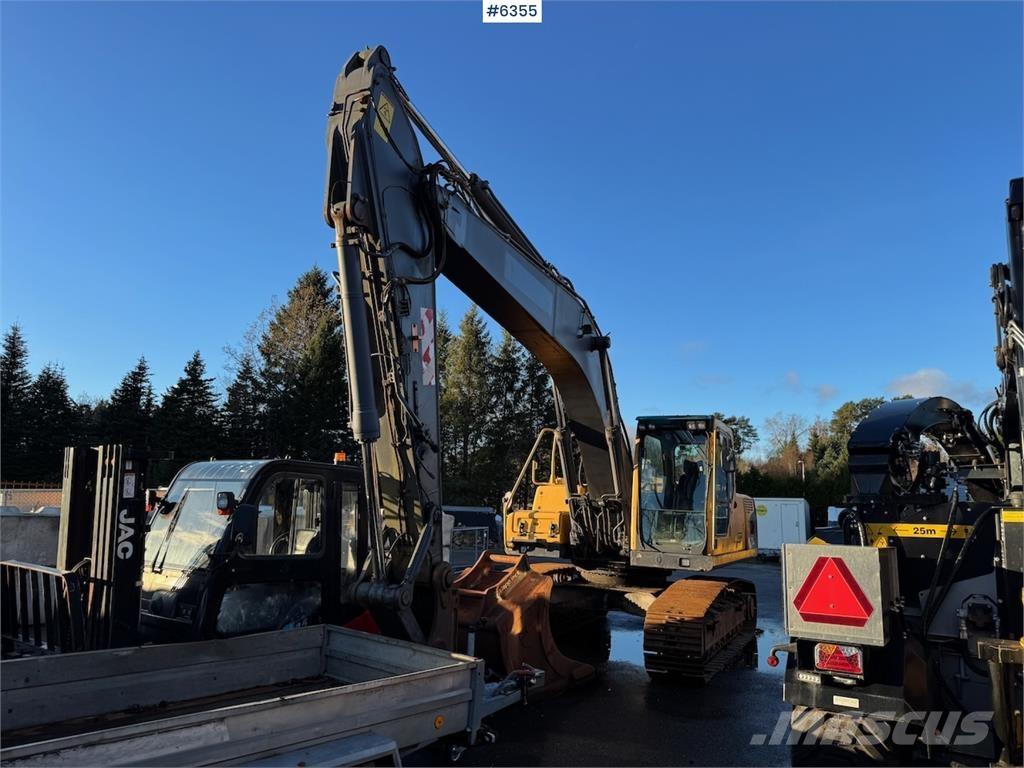 Volvo EC240BNLC Kāpurķēžu ekskavatori