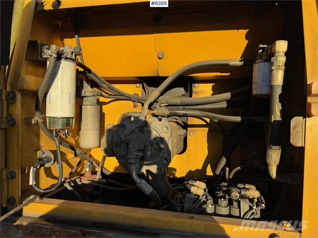 Volvo EC240BNLC Kāpurķēžu ekskavatori