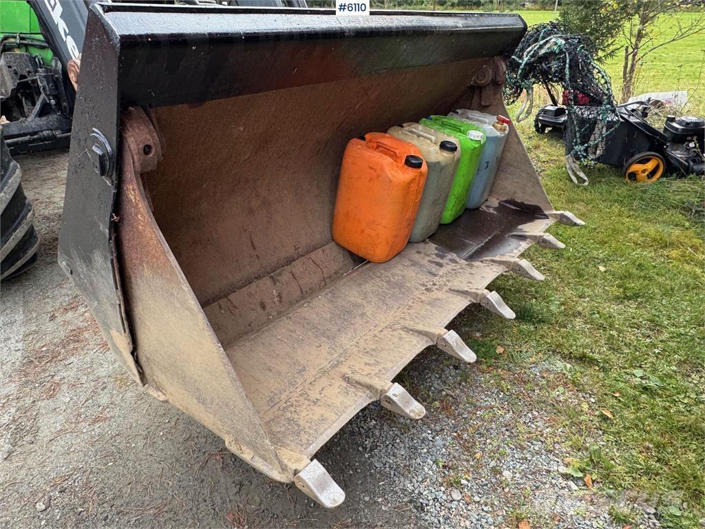  XR 210 Cita augsnes apstrādes tehnika un papildaprīkojums