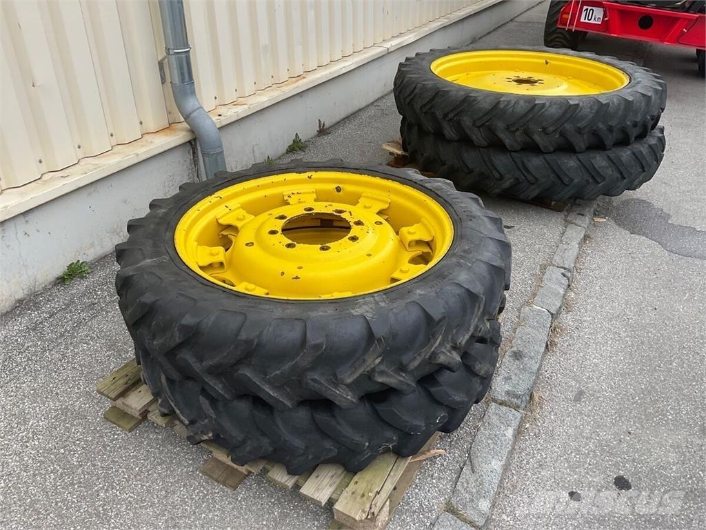  230/95R32 - 270/95R44 Riepas, riteņi un diski