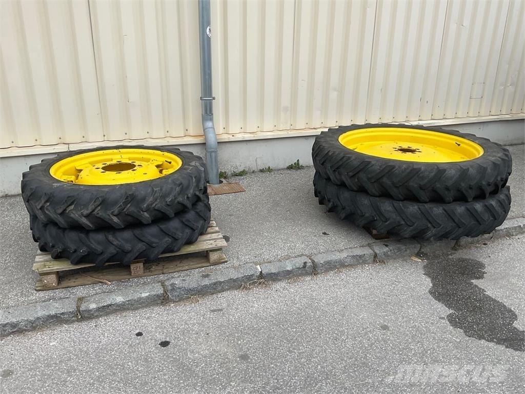  230/95R32 - 270/95R44 Riepas, riteņi un diski