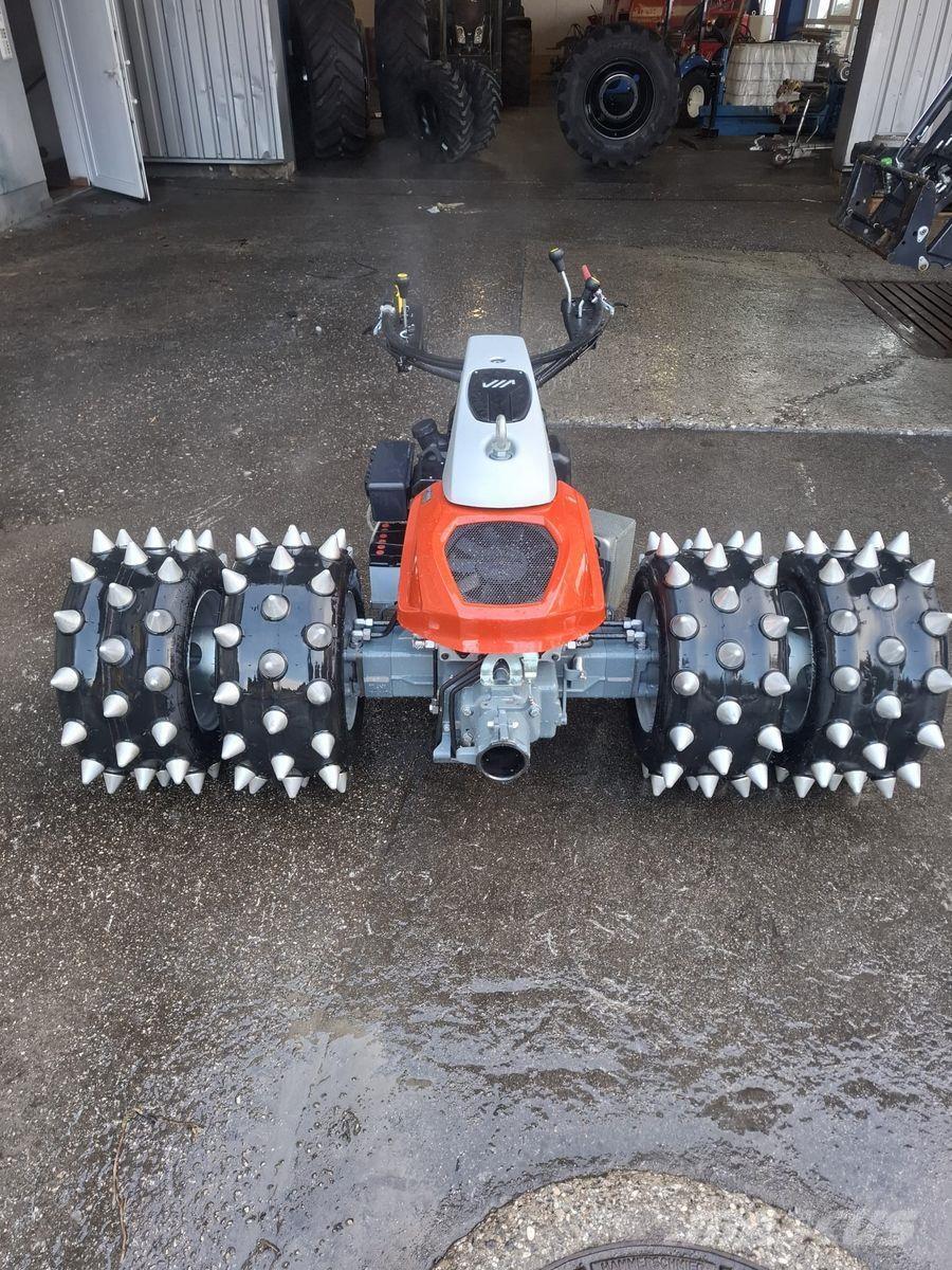 Aebi MÄHER Aktion Mauriņa traktors