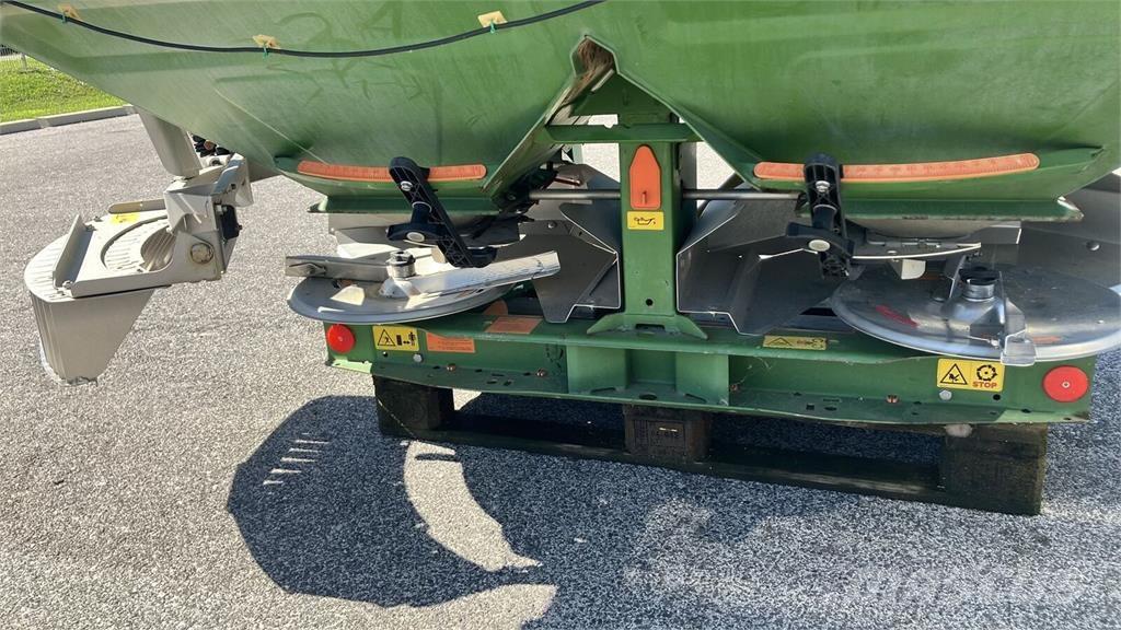 Amazone zam Novi-s Cita mēslošanas tehnika