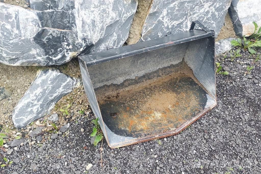 Avant 320 Frontālie iekrāvēji un ekskavatori