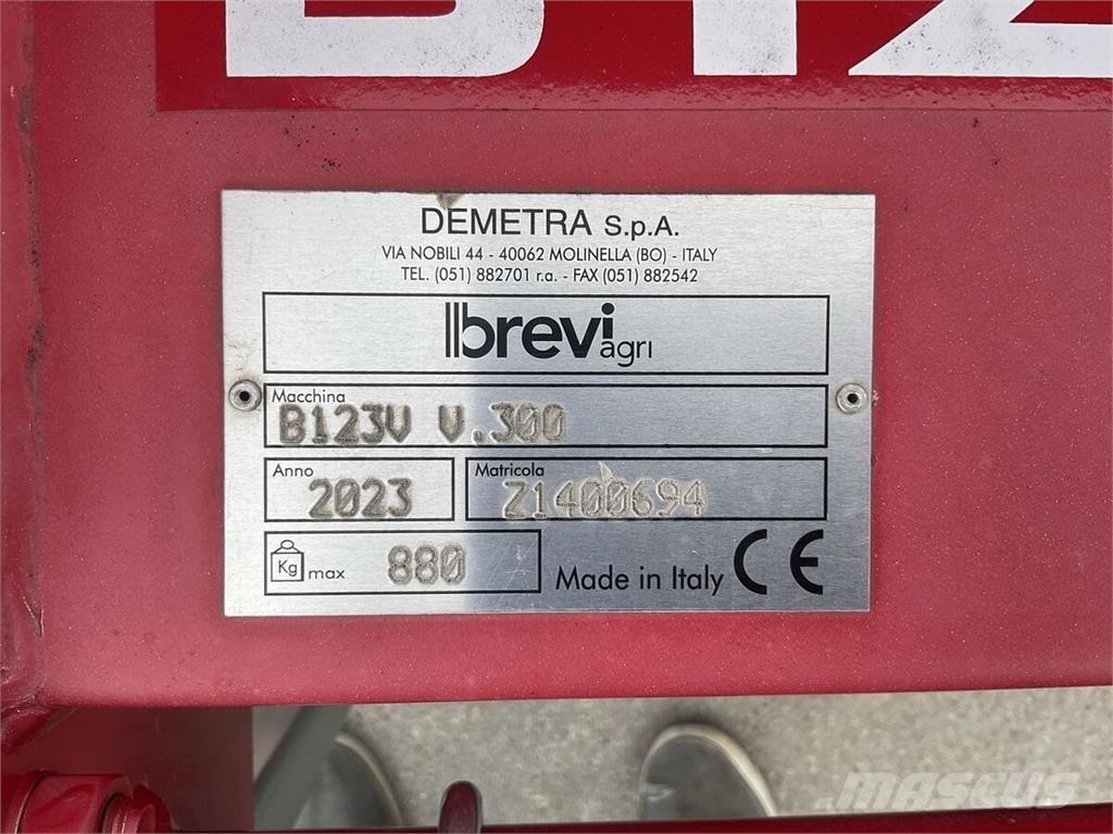  B123 - 300 Citas sējmašīnas