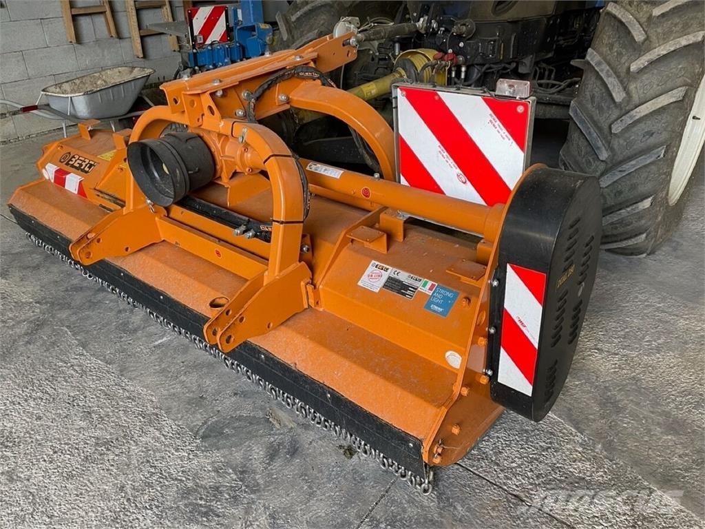 Berti Dual 280 Pļaujmašīnas/pašgājēji
