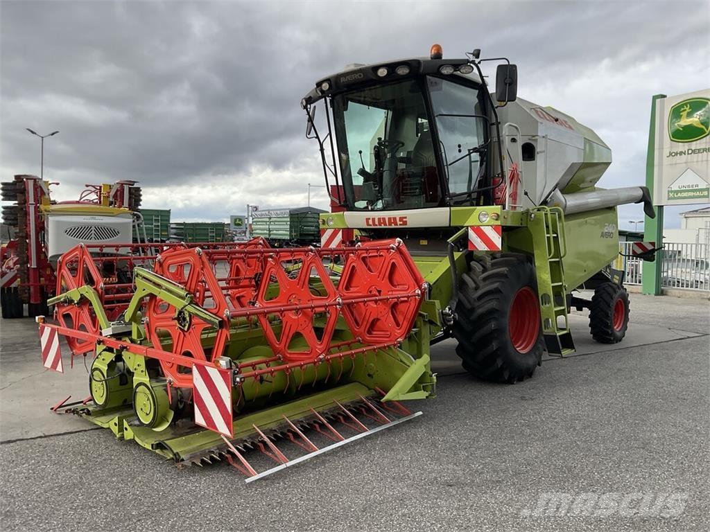 CLAAS AVERO 240 Ražas novākšanas kombaini