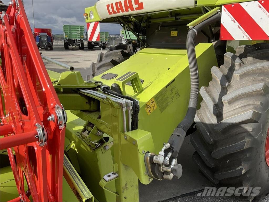 CLAAS AVERO 240 Ražas novākšanas kombaini