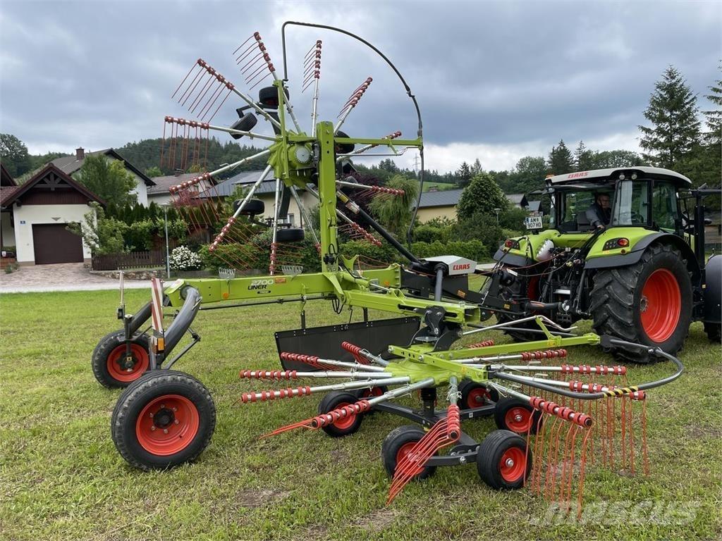 CLAAS Liner 2700 Vālotāji