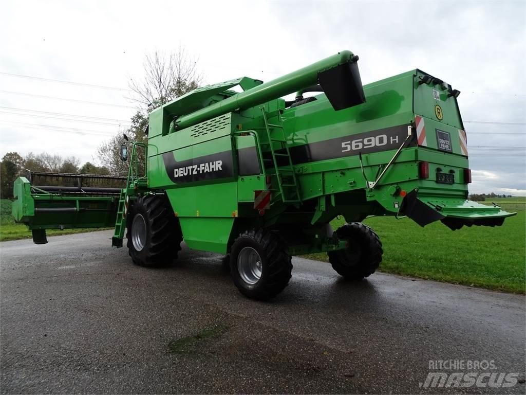 Deutz-Fahr 5690 H Ražas novākšanas kombaini
