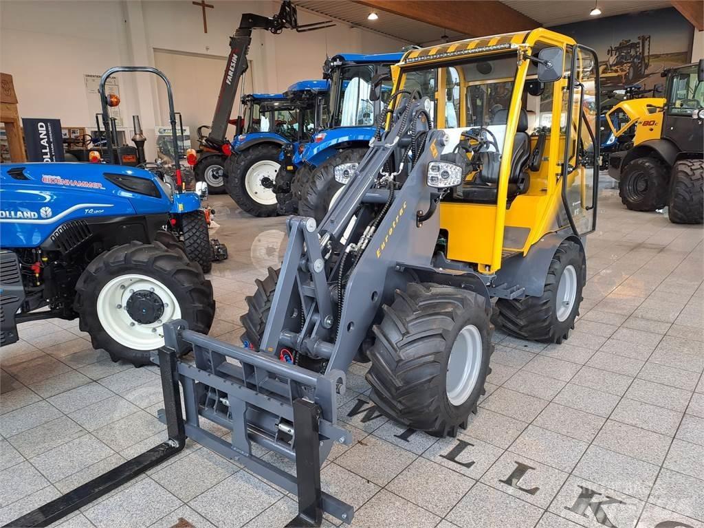 Eurotrac W 12 S Frontālie iekrāvēji un ekskavatori