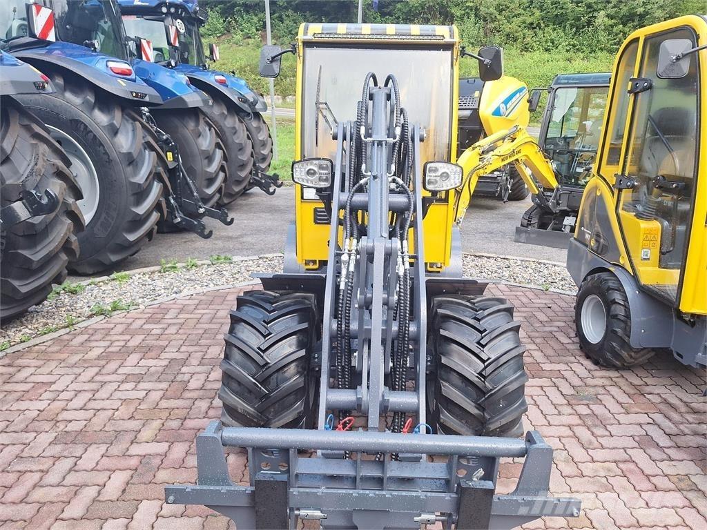 Eurotrac W12S Frontālie iekrāvēji un ekskavatori