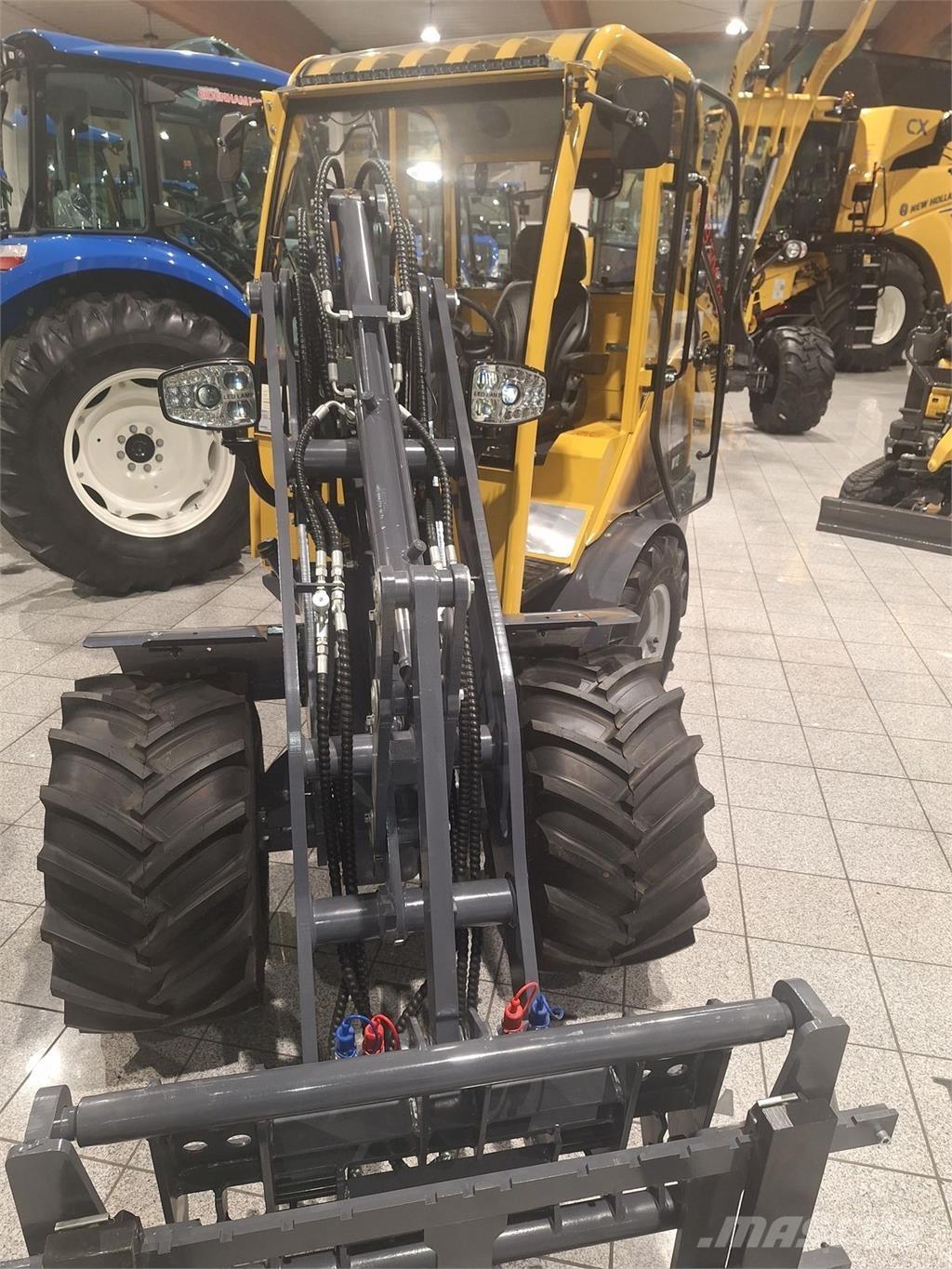 Eurotrac W12S Frontālie iekrāvēji un ekskavatori