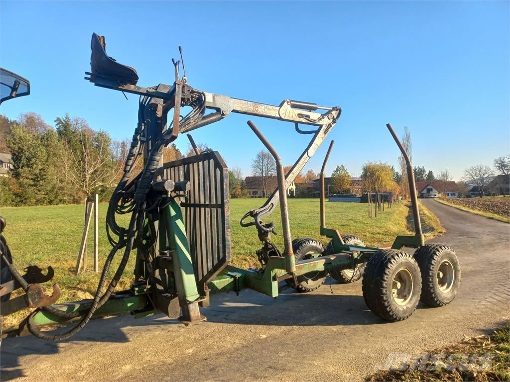 Farma 6to Meža piekabes