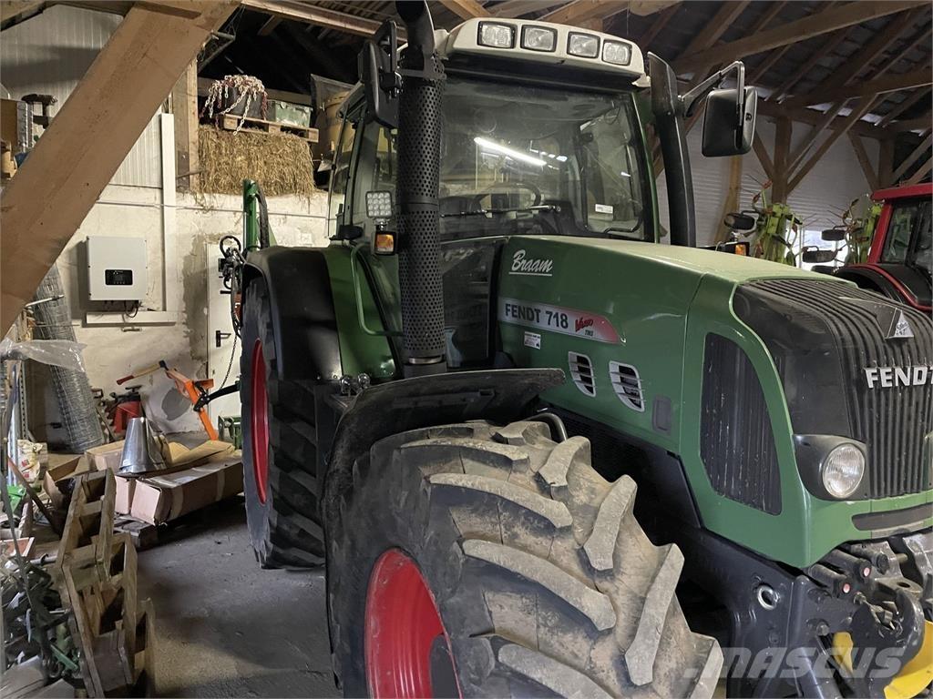 Fendt 718 Vario Traktori