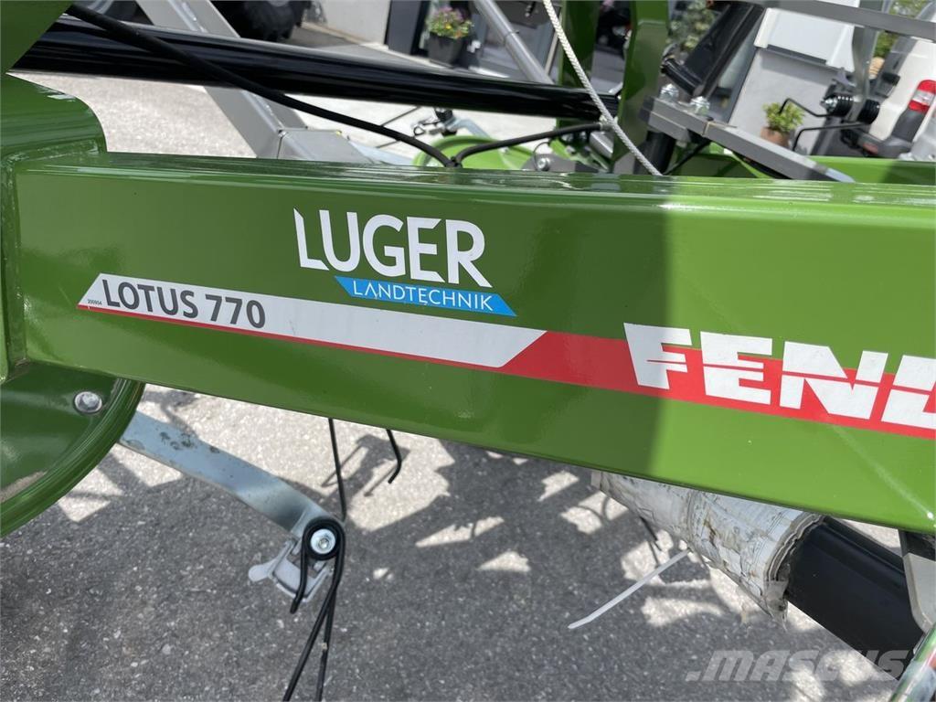 Fendt Lotus 770 Grābekļi un siena ārdītāji