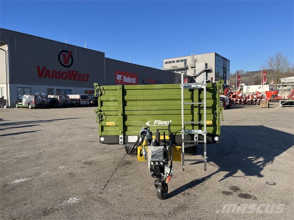 Fliegl EDK 50 FOX Treileri-pašizgāzēji