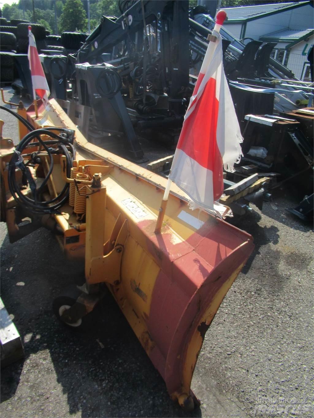 Hauer SK 2800 Sniega naži un tīrītāji
