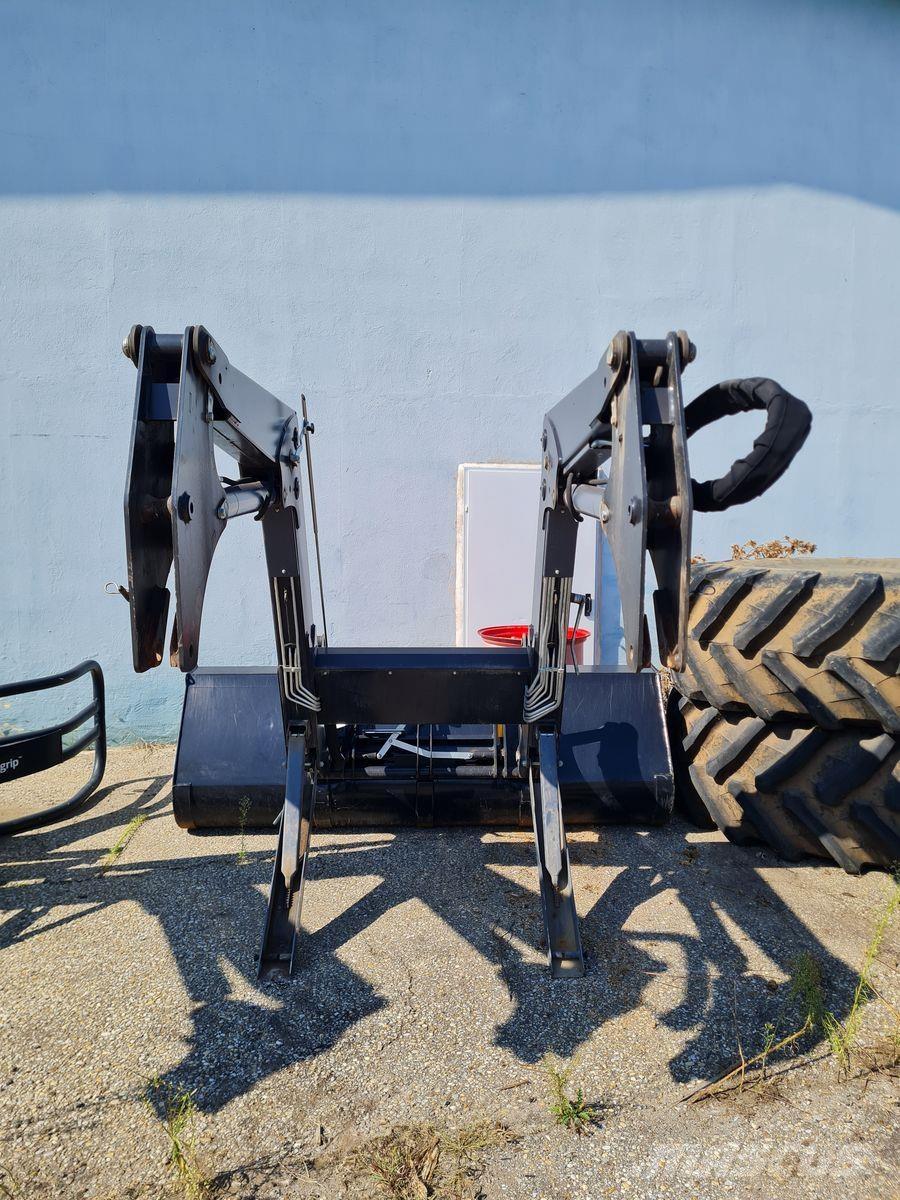 Hauer XB 110 Frontālo iekrāvēju papildaprīkojums