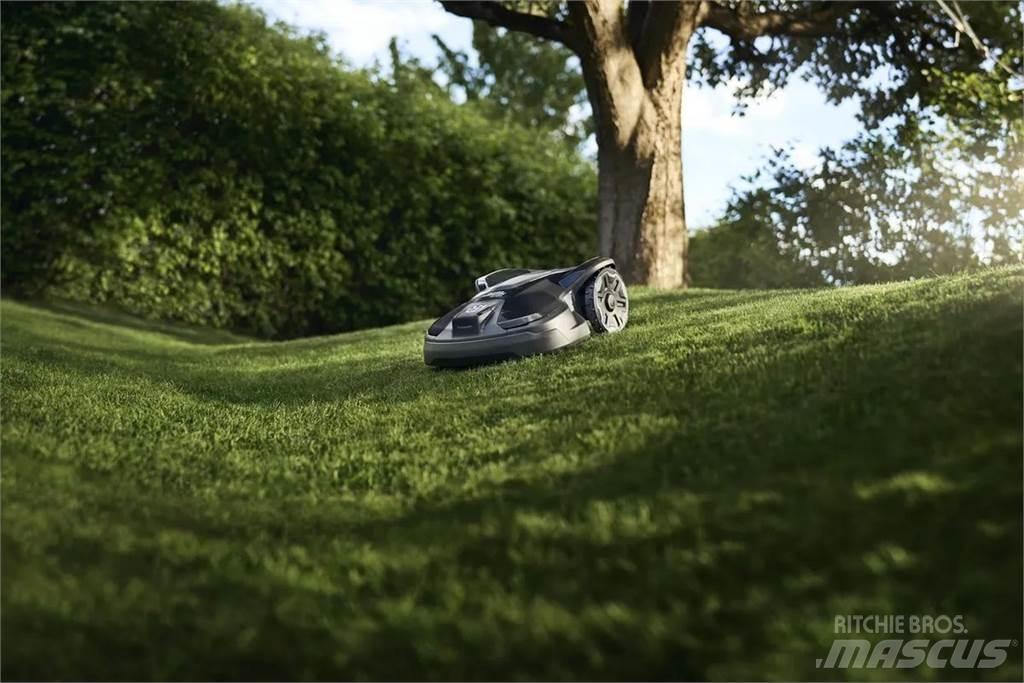 Husqvarna 320 NERA Mauriņa traktors