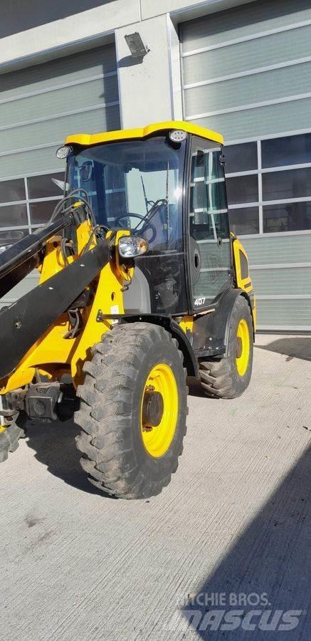 JCB 407 Iekrāvēji uz riteņiem