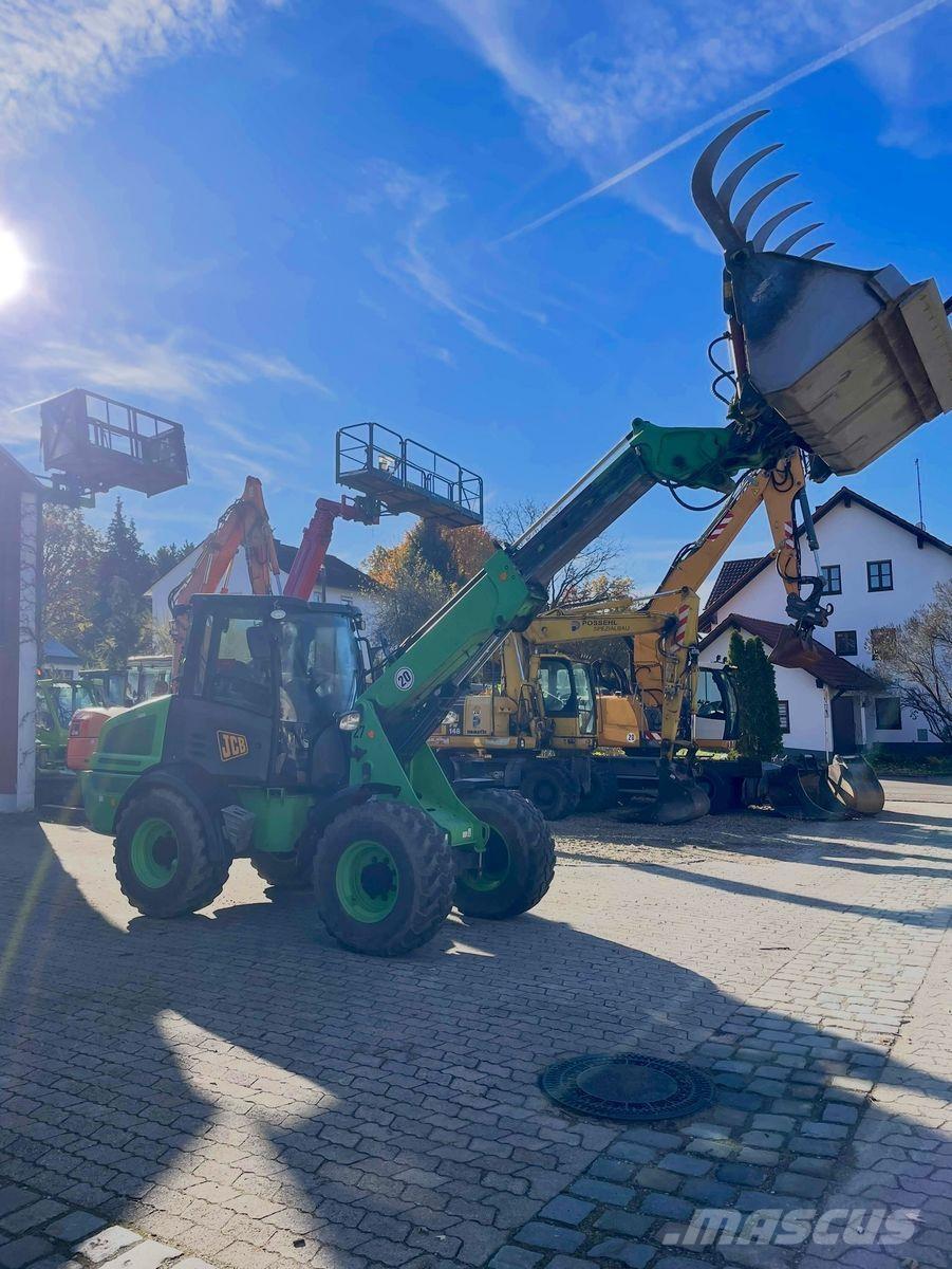 JCB TM 220 Iekrāvēji uz riteņiem