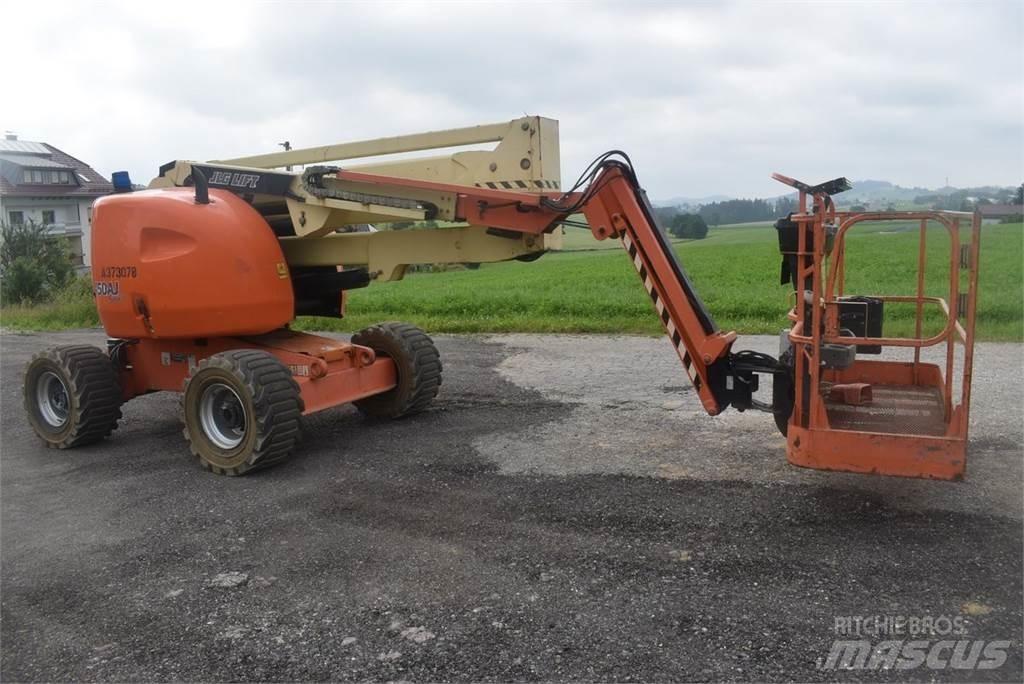 JLG 450AJ Strēles pacēlāji
