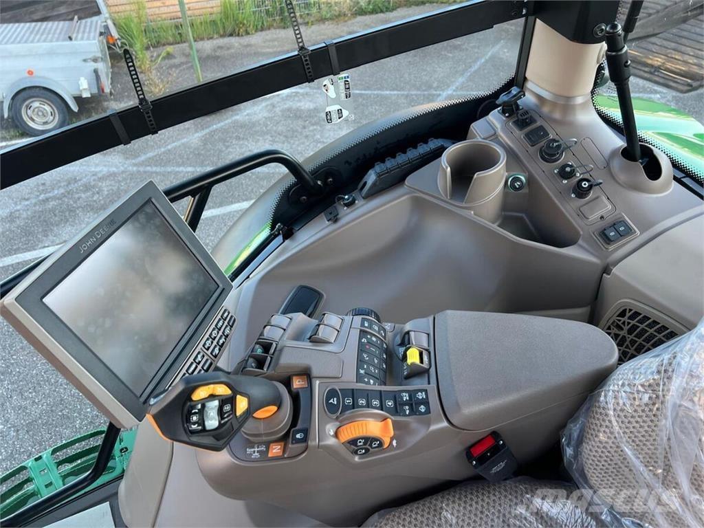 John Deere 6R 130 Traktori