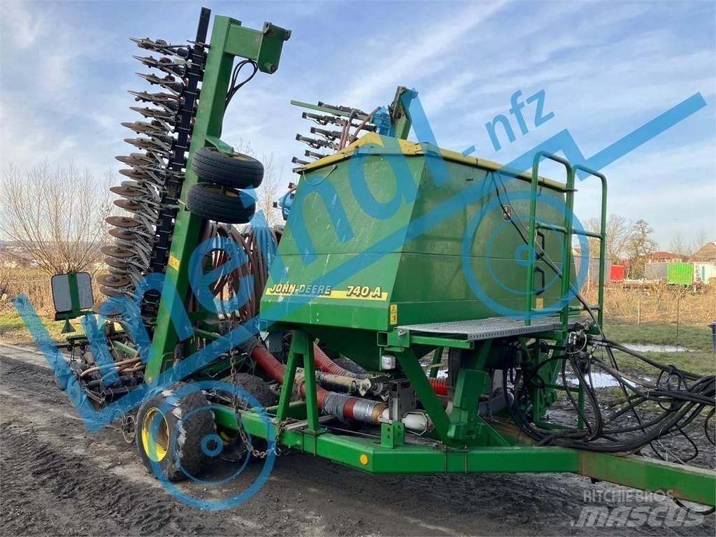 John Deere 740A Sējmašīnas