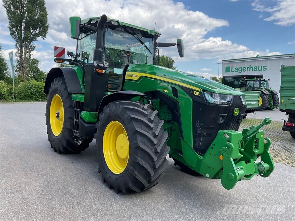 John Deere 8R340 Traktori