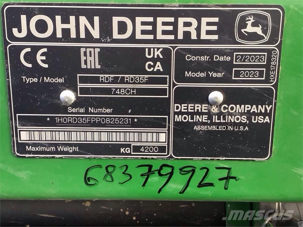 John Deere S 780 Ražas novākšanas kombaini
