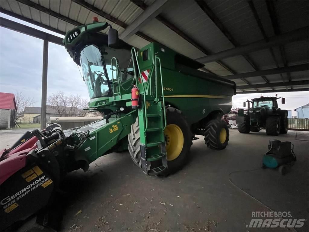 John Deere S670i Ražas novākšanas kombaini