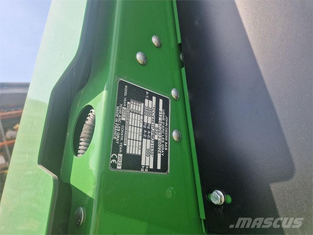 John Deere V461M Rituļu preses