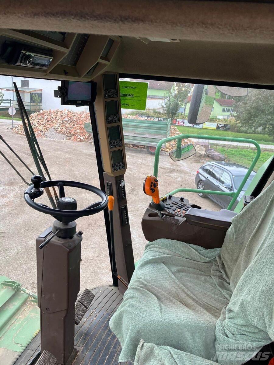 John Deere W660 HM Ražas novākšanas kombaini