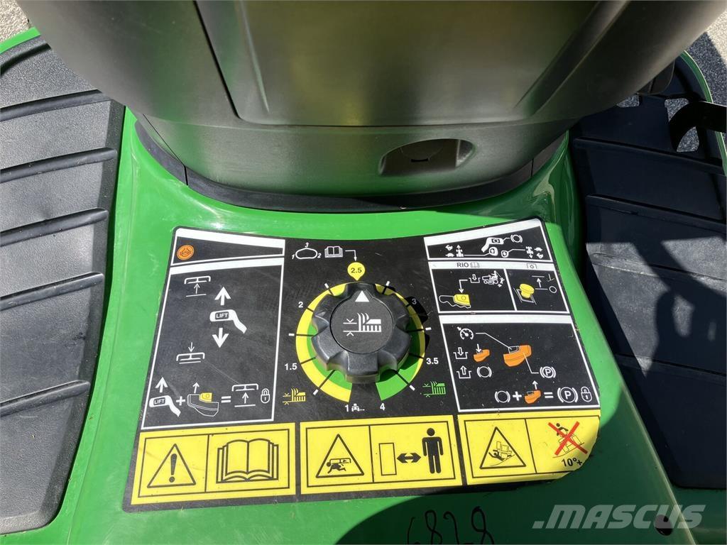 John Deere X 350R Komunālā tehnika- Citi
