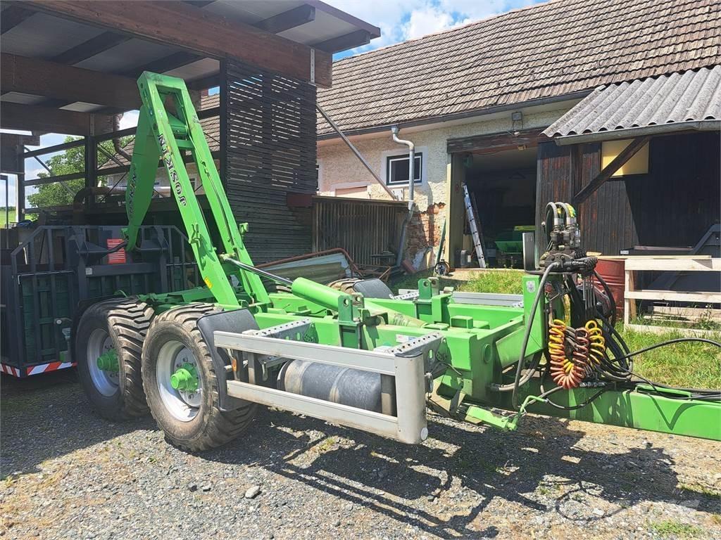 Joskin CL3600D8 Citas piekabes