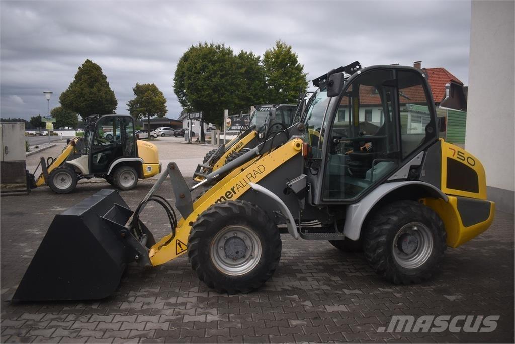 Kramer 750 Iekrāvēji uz riteņiem