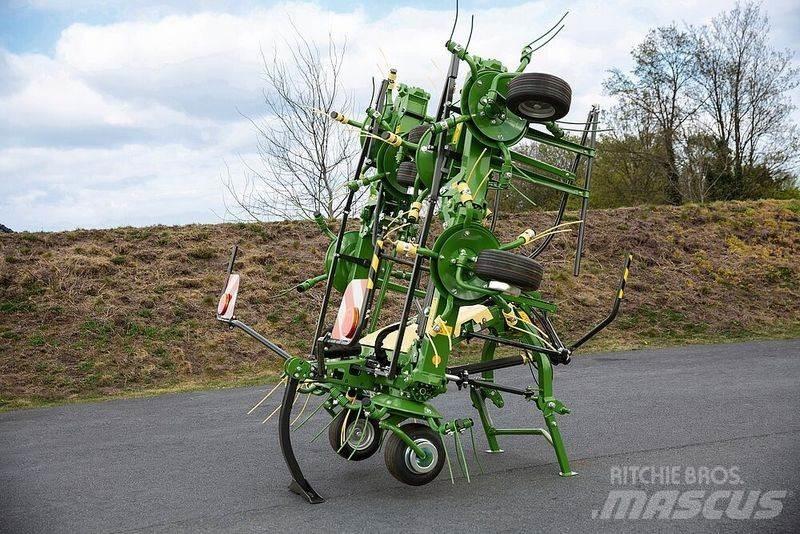 Krone 820 Vendro Grābekļi un siena ārdītāji