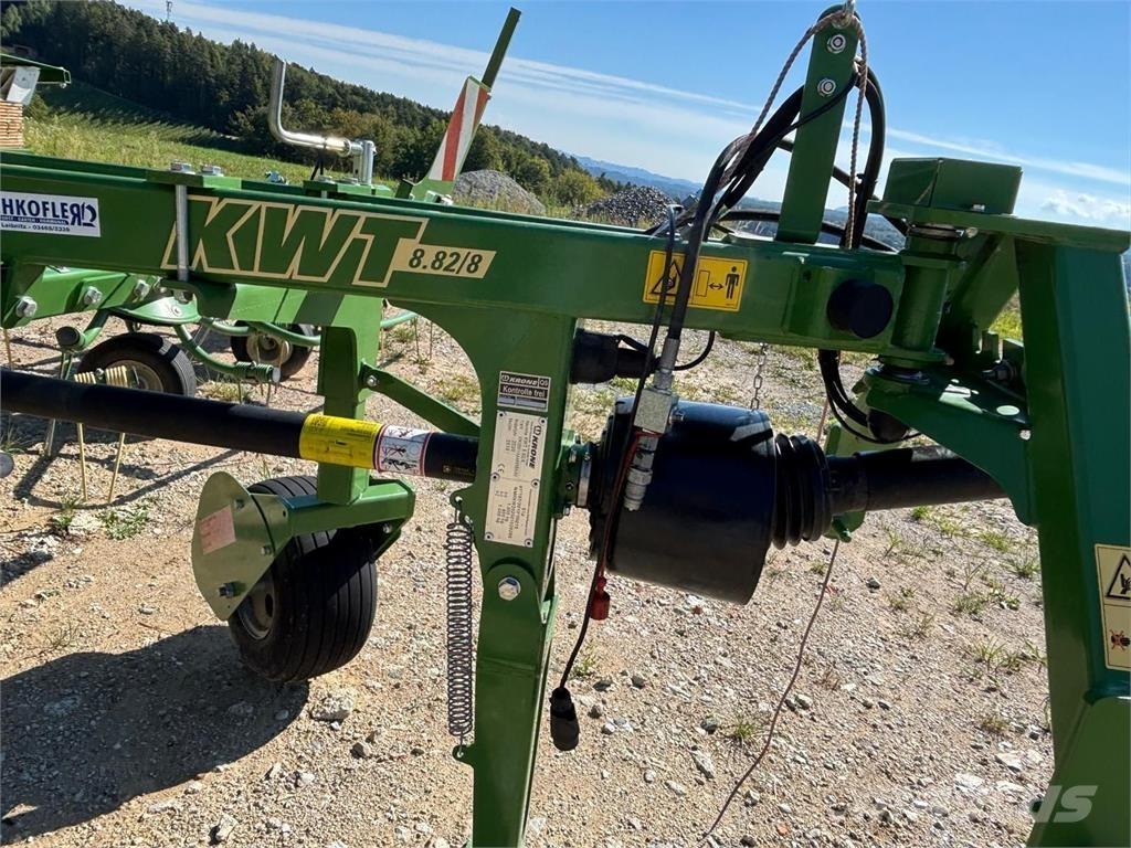 Krone KWT 882/8 Grābekļi un siena ārdītāji
