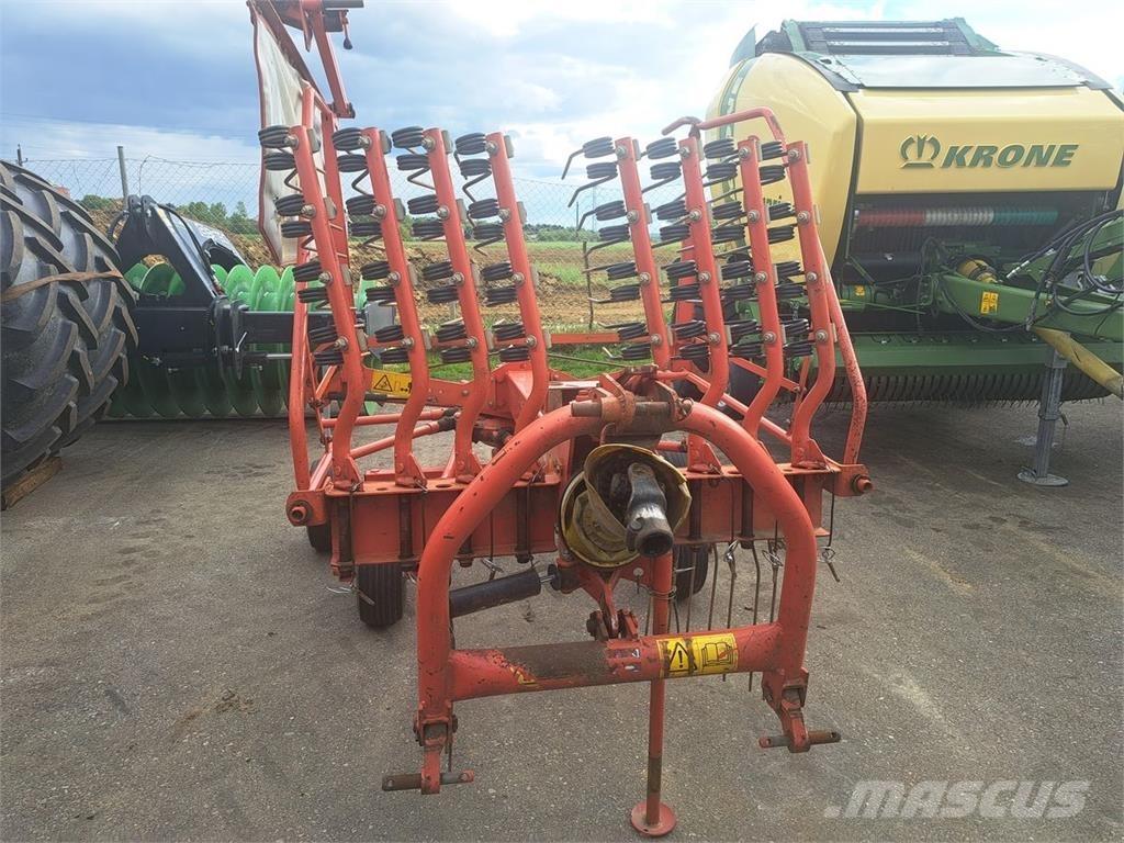 Kuhn GA 4121 GM Vālotāji