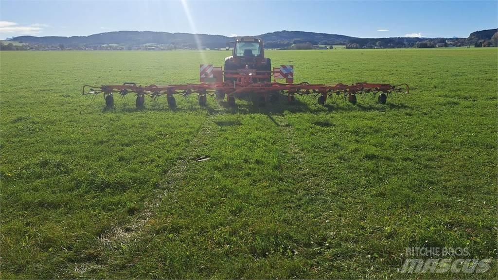 Kuhn GF 10802T Grābekļi un siena ārdītāji
