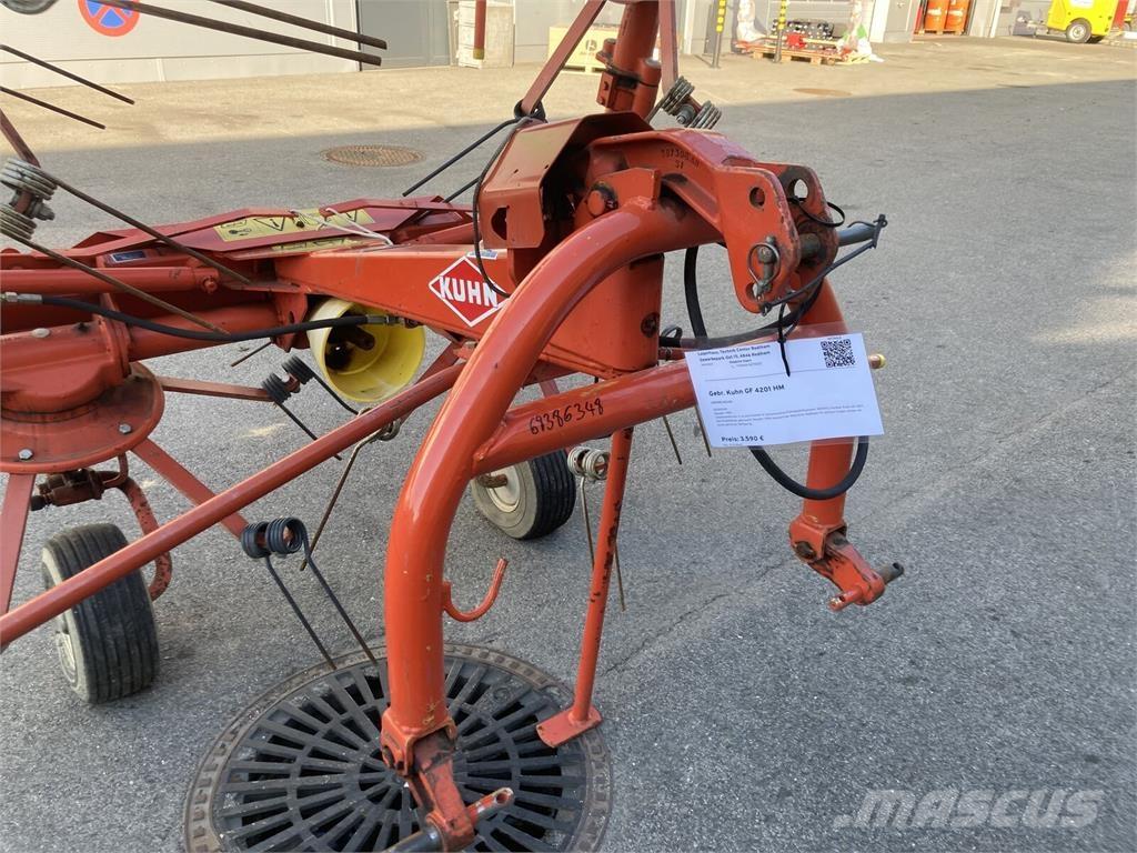 Kuhn GF 4201 MH Grābekļi un siena ārdītāji