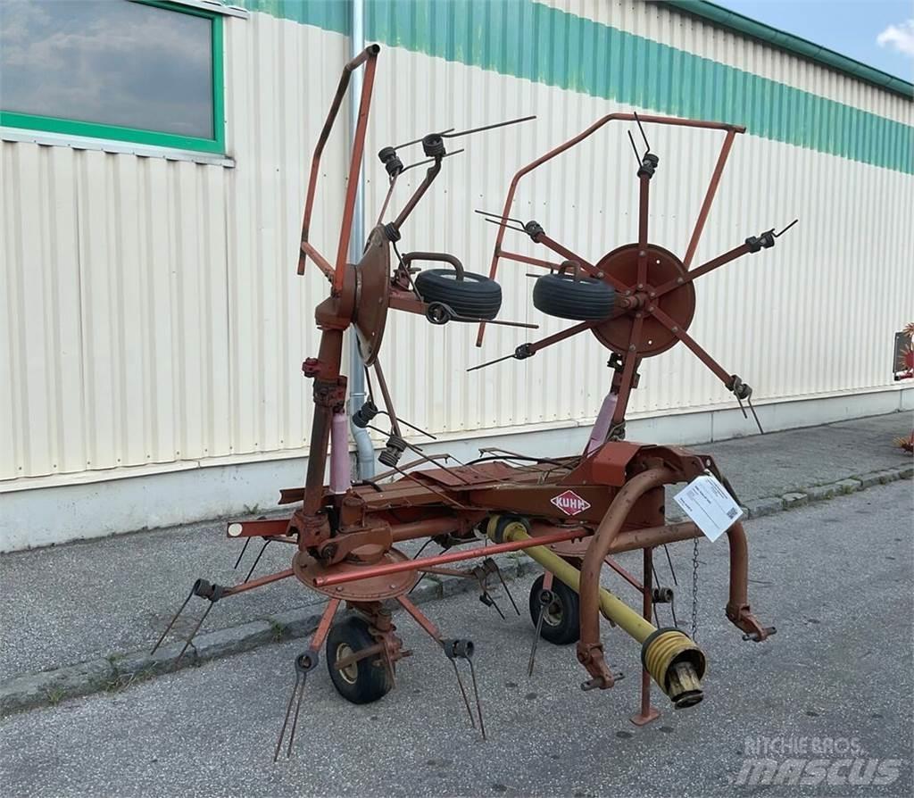 Kuhn GF 5001 Grābekļi un siena ārdītāji