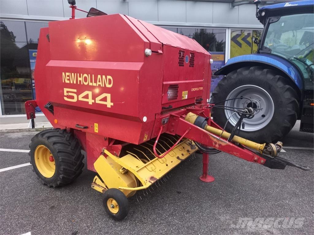 New Holland BR 544 Rituļu preses