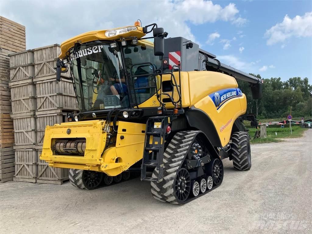 New Holland CR9080 Ražas novākšanas kombaini
