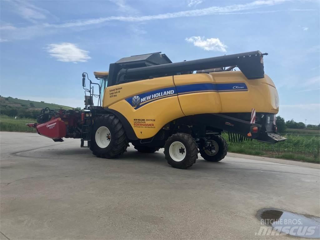 New Holland CX5080 Ražas novākšanas kombaini