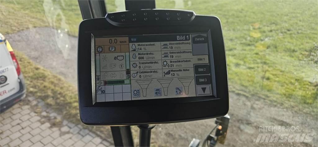 New Holland CX8040 Ražas novākšanas kombaini