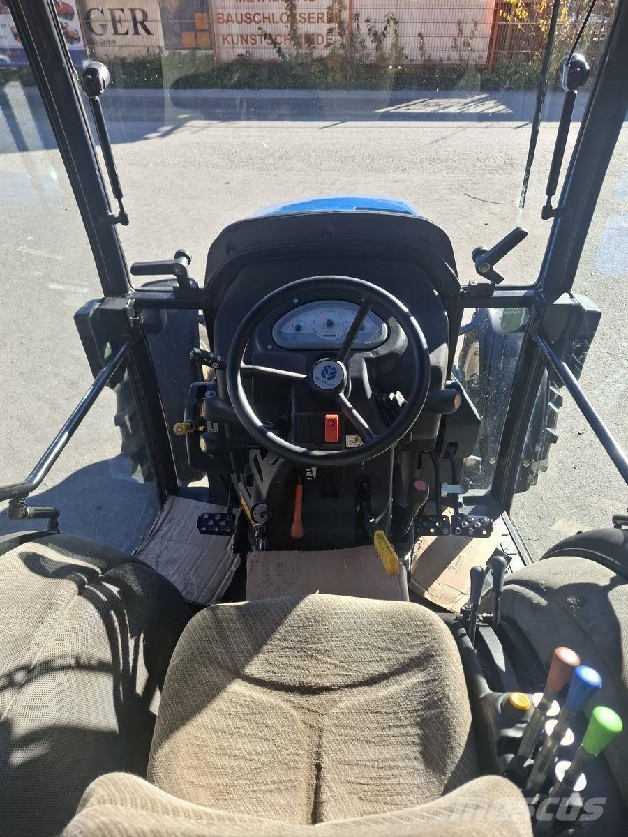 New Holland T3040 Traktori