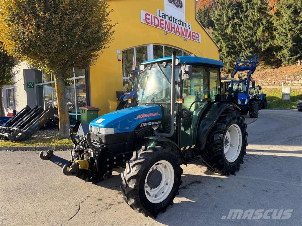 New Holland TN65DA Traktori