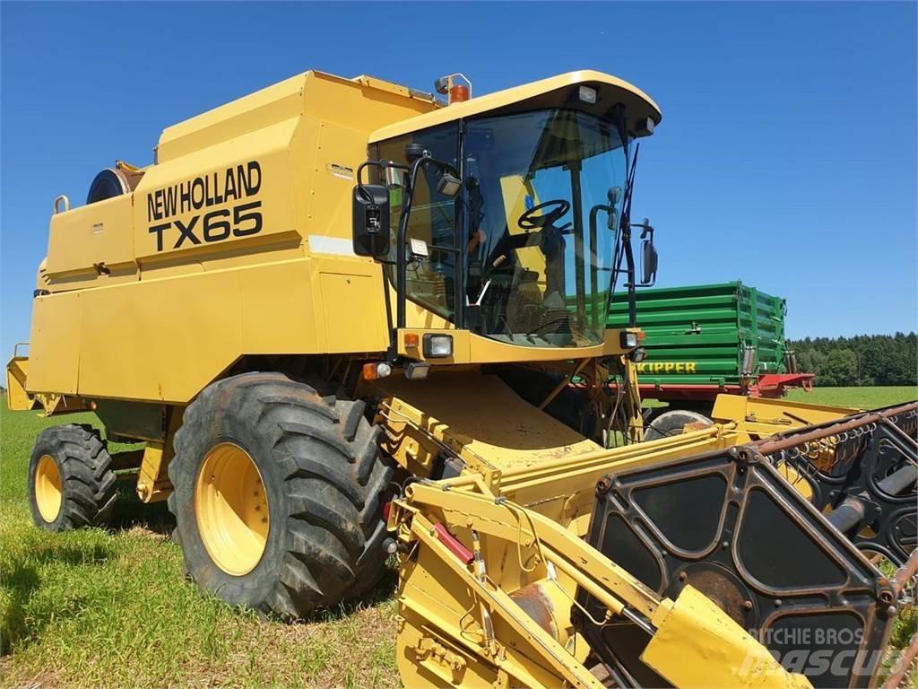 New Holland TX 65 Ražas novākšanas kombaini
